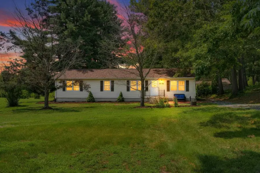 2882 East Side Hwy, Crimora, VA 24431 - #2