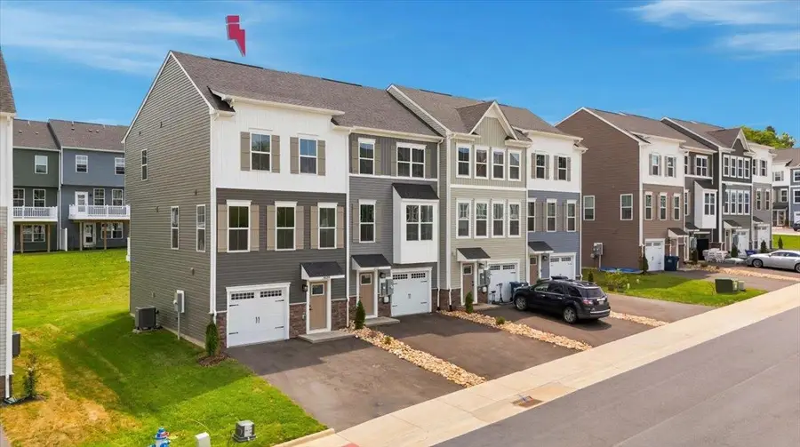 4639 Fountain Bridge Ct, Ashby, VA 22801 - #2