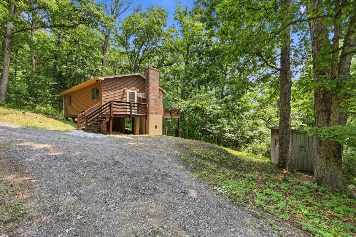 460 Hilltop Ln, Mount Jackson, VA 22842 - #1