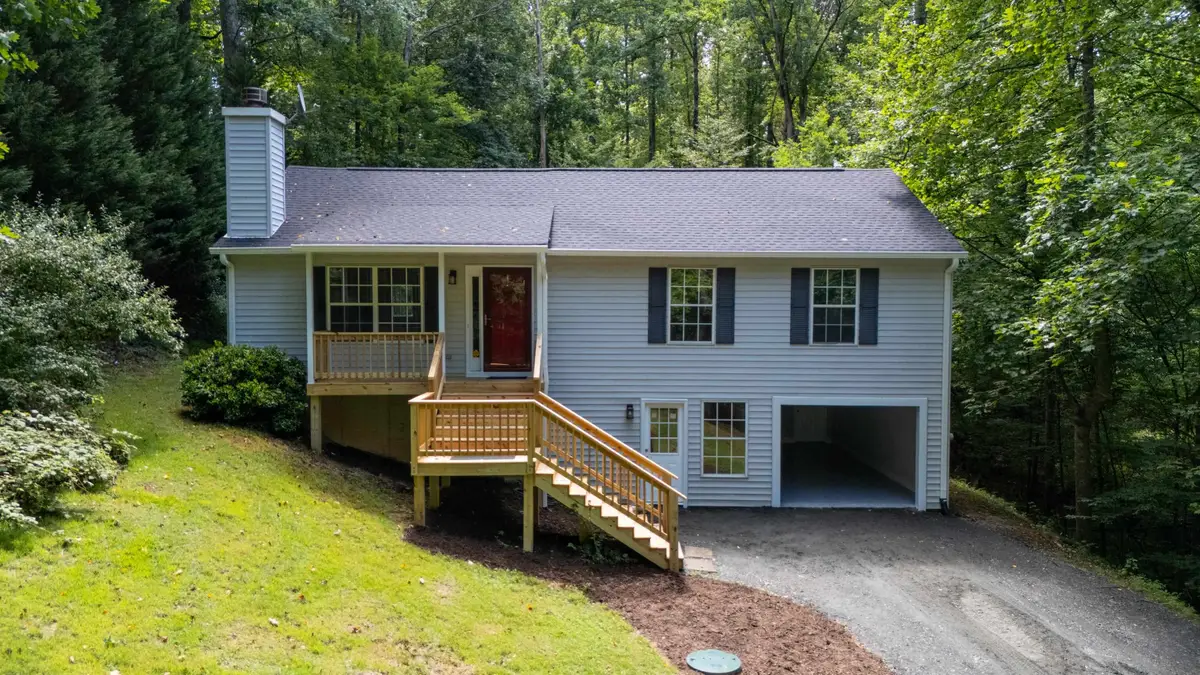 398 Geranium Rd, Ruckersville, VA 22968 - #1