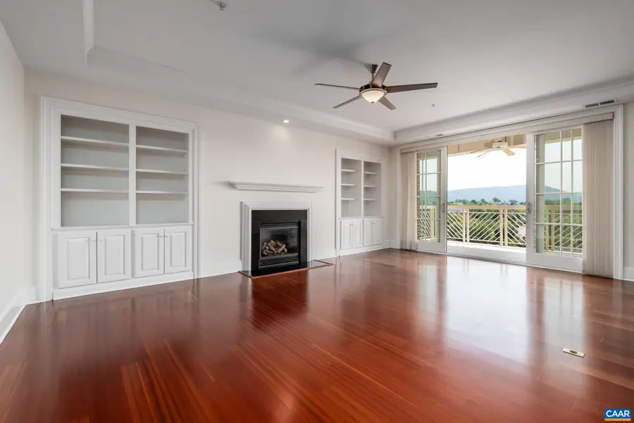 210 10th St Ne, Charlottesville, VA 22902 - #3