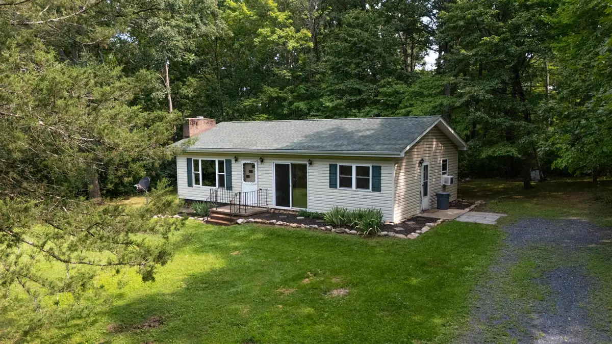 1077 Fleming Park Rd, Mount Jackson, VA 22842 - #1