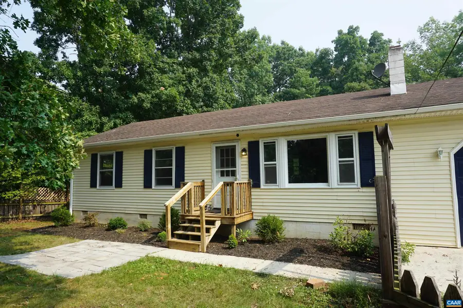 112 Pines Ln, Shipman, VA 22971 - #2