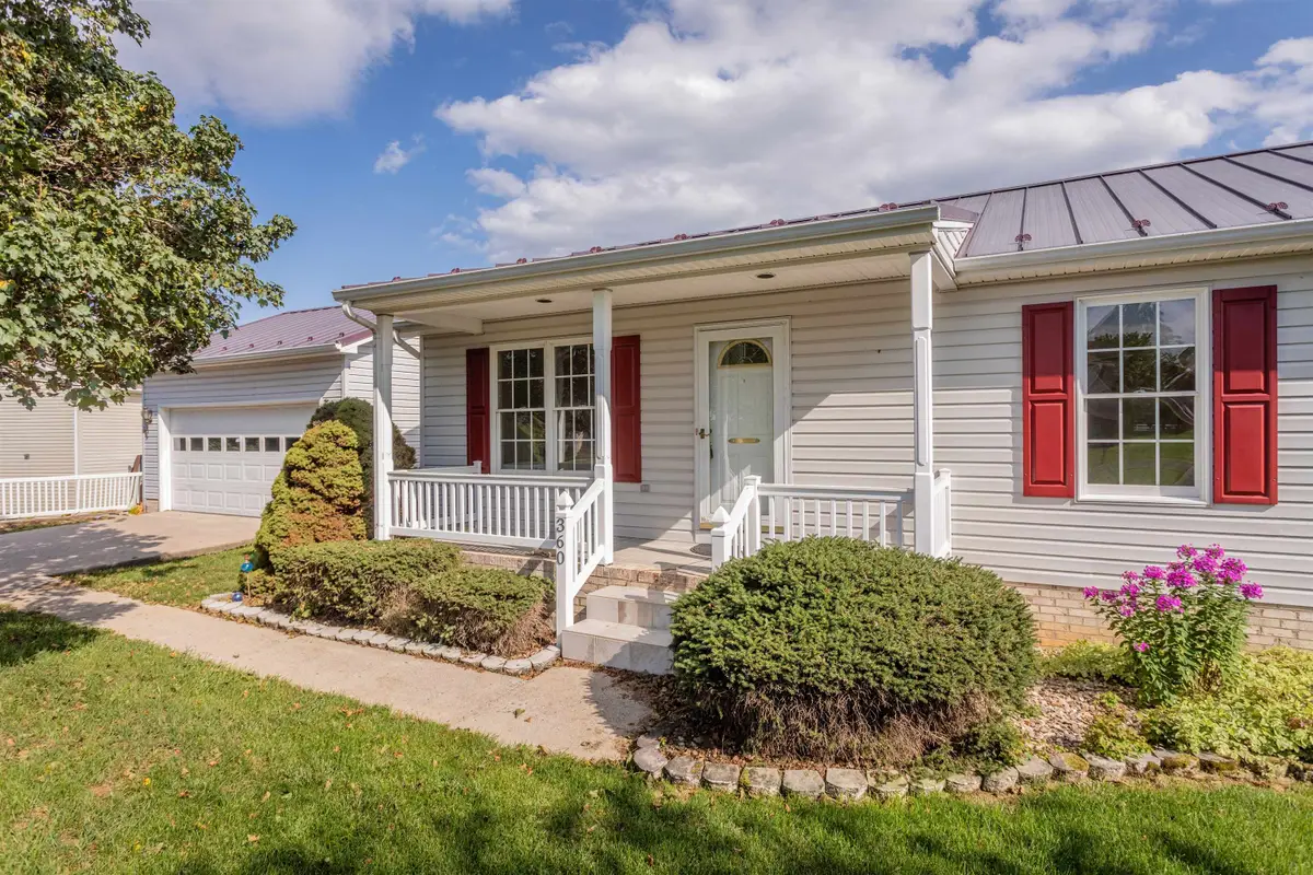 360 Stoneleigh Dr, Harrisonburg, VA 22801 - #1