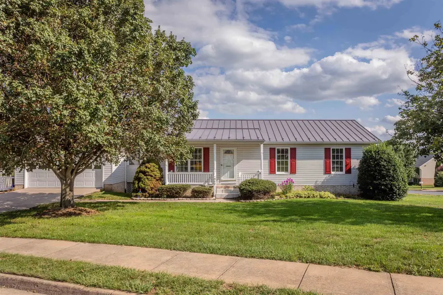 360 Stoneleigh Dr, Harrisonburg, VA 22801 - #2