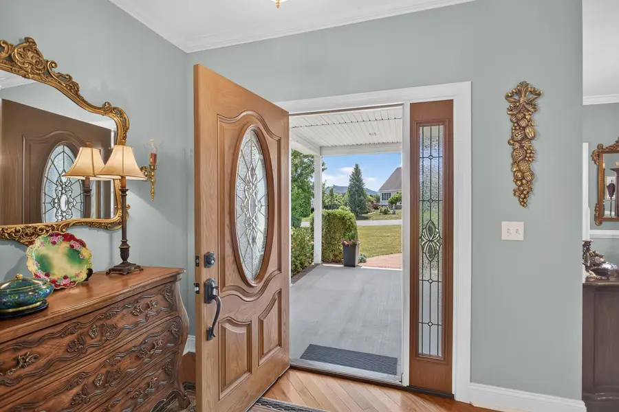 242 Kensington Dr, Elkton, VA 22827 - #3