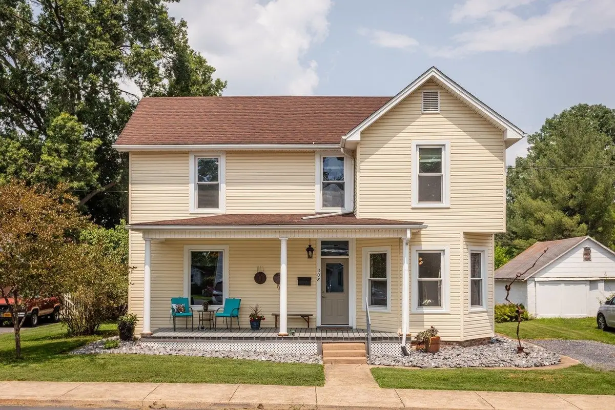 308 Broad St, Bridgewater, VA 22812 - #1