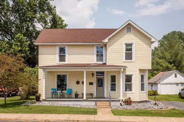 308 Broad St, Bridgewater, VA 22812