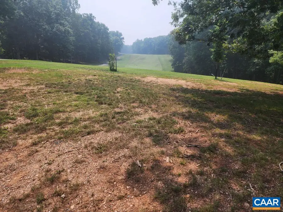 29 Barrett St, Palmyra, VA 22963 - #2