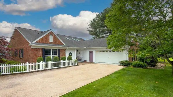 1274 Maury River Rd, Lexington, VA 24450