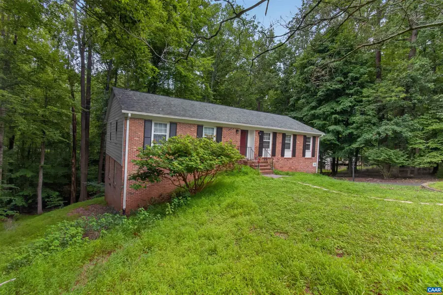 310 Crestfield Ct, Charlottesville, VA 22911 - #2