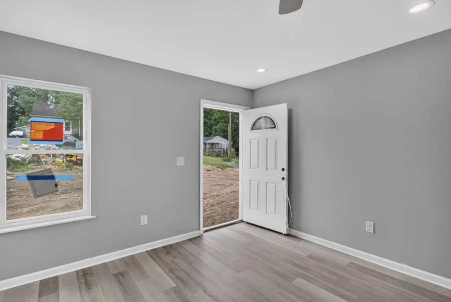 395 Trenton Ave, Shenandoah, VA 22849 - #3