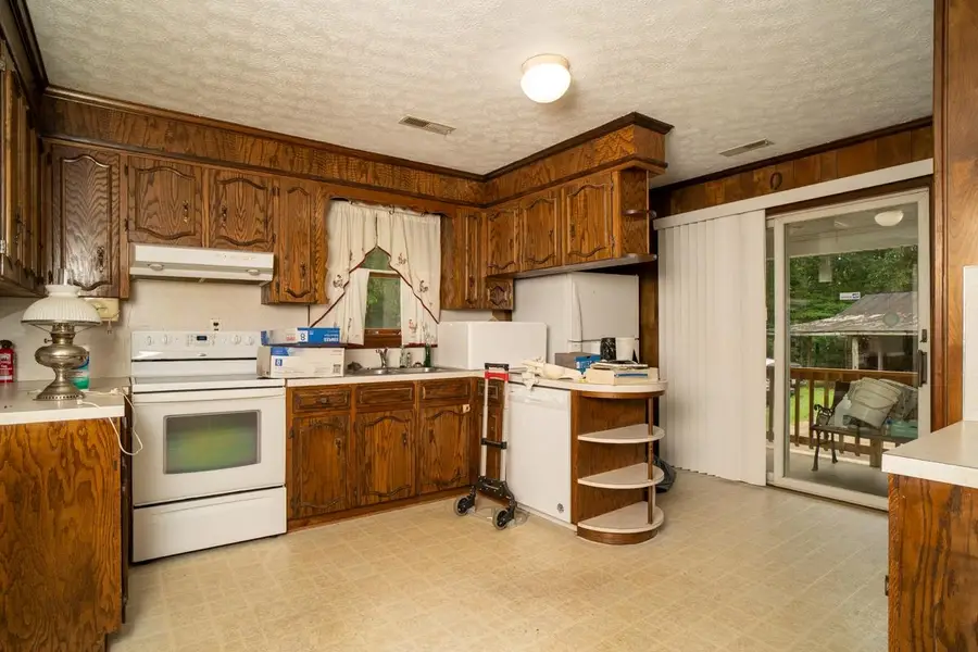 925 Durrett Ridge Rd, Earlysville, VA 22936 - #2