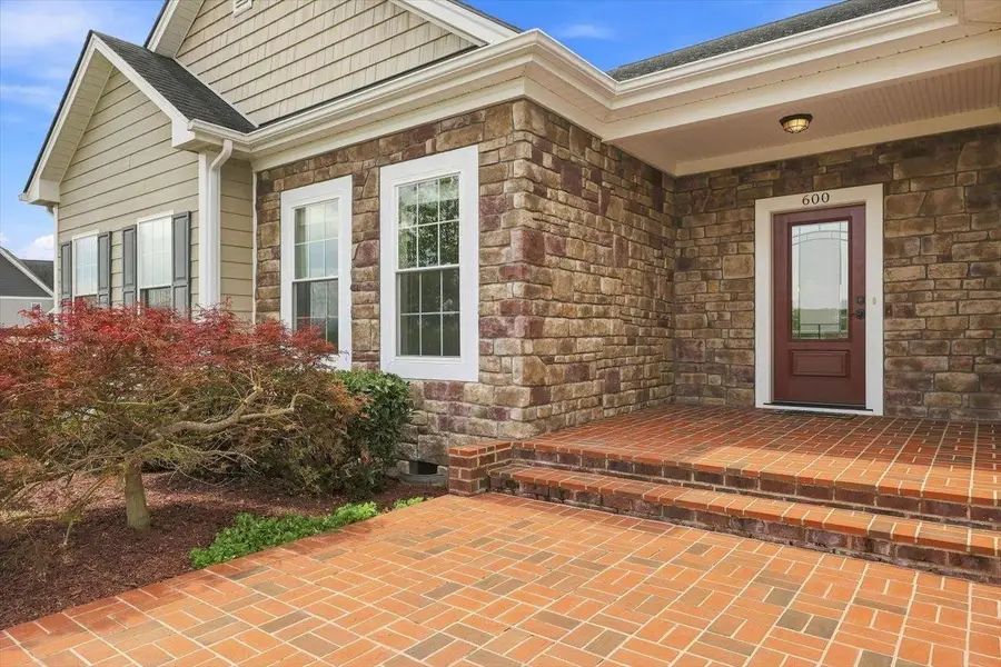 600 Skyrock Ct, McGaheysville, VA 22840 - #3