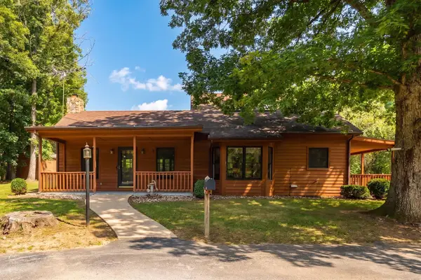 337 Horsehead Rd, Grottoes, VA 24441