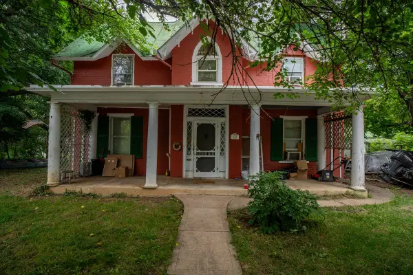 847 Maple Ave, Staunton, VA 24401
