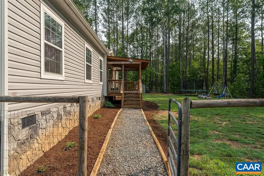 1075 Middle Fork Rd, Palmyra, VA 22963 - #3
