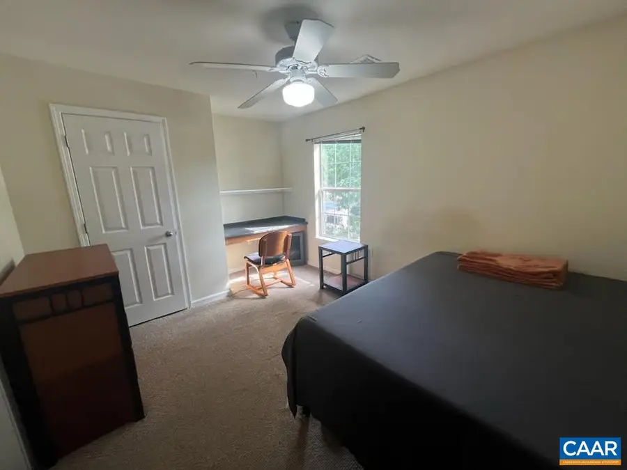 195 Yellowstone Dr, Charlottesville, VA 22903 - #2