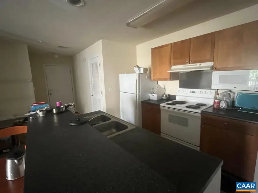 195 Yellowstone Dr, Charlottesville, VA 22903 - #3