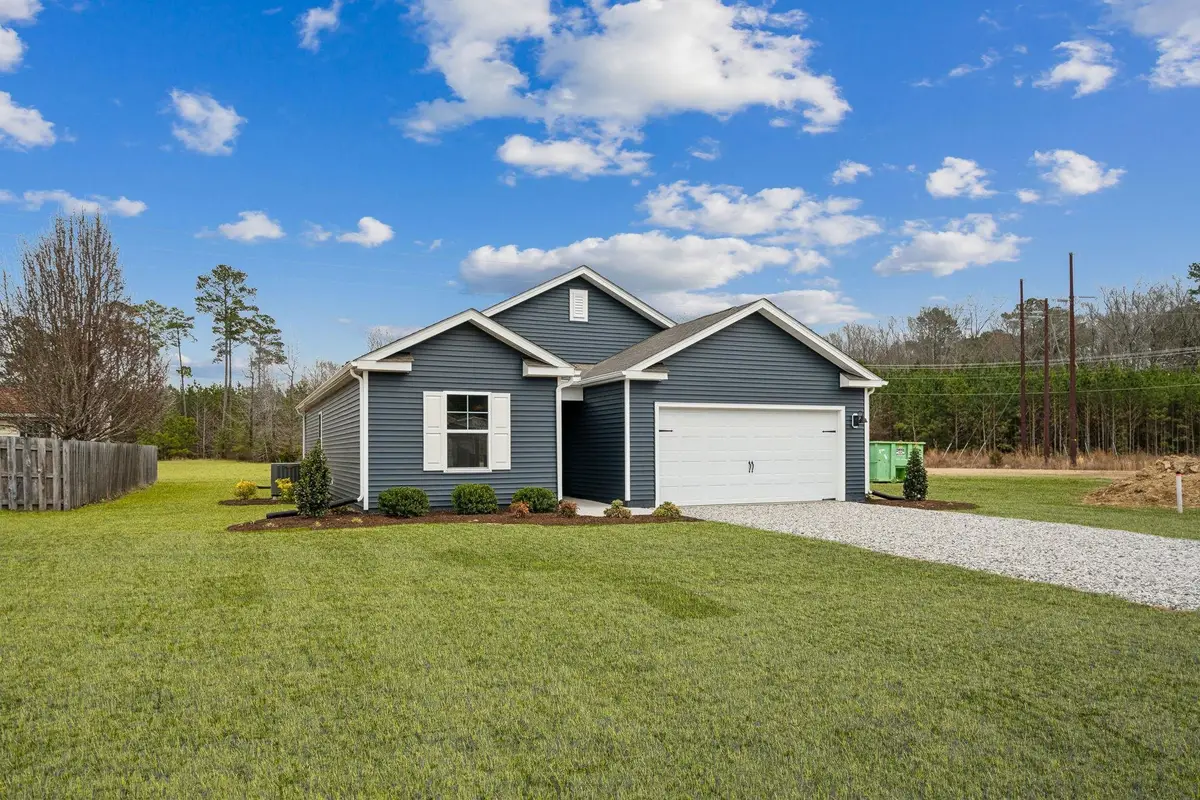 105 Fieldcrest Ln, Staunton, VA 24401 - #1