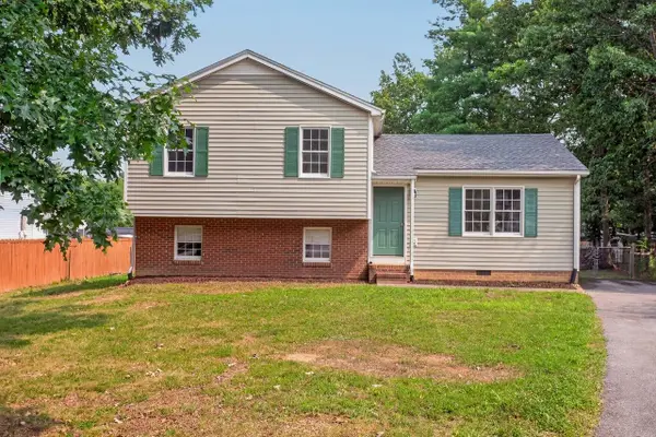 14 Kingston Ct, Stuarts Draft, VA 24477