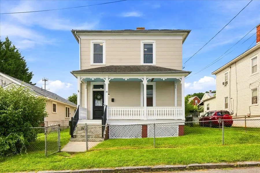 10 Peabody St E, Staunton, VA 24401 - #2