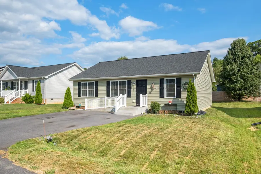 2397 Brentwood Dr, Harrisonburg, VA 22801 - #3