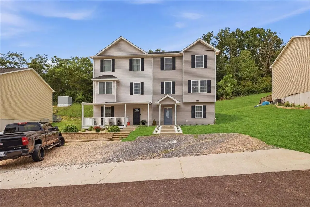 3206 Hebron Ct, Ashby, VA 22801 - #1