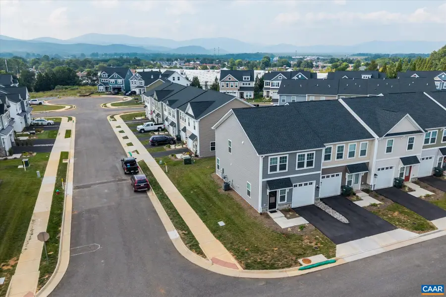 301 Ridgeline Dr, Waynesboro, VA 22980 - #3