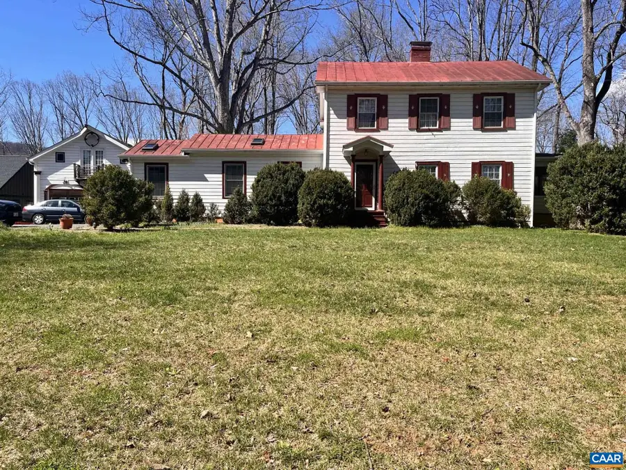 954 Old Lynchburg Rd, Charlottesville, VA 22903 - #2