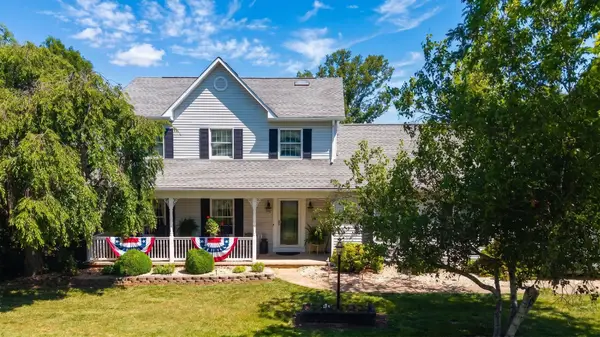 39 Cranberry Dr, Stuarts Draft, VA 24477