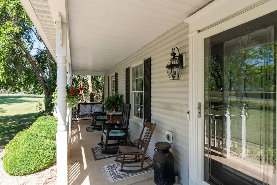 39 Cranberry Dr, Stuarts Draft, VA 24477 - #3