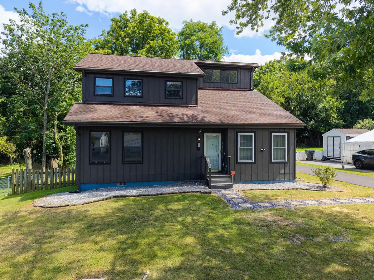 18 Beverley St, Verona, VA 24482 - #1