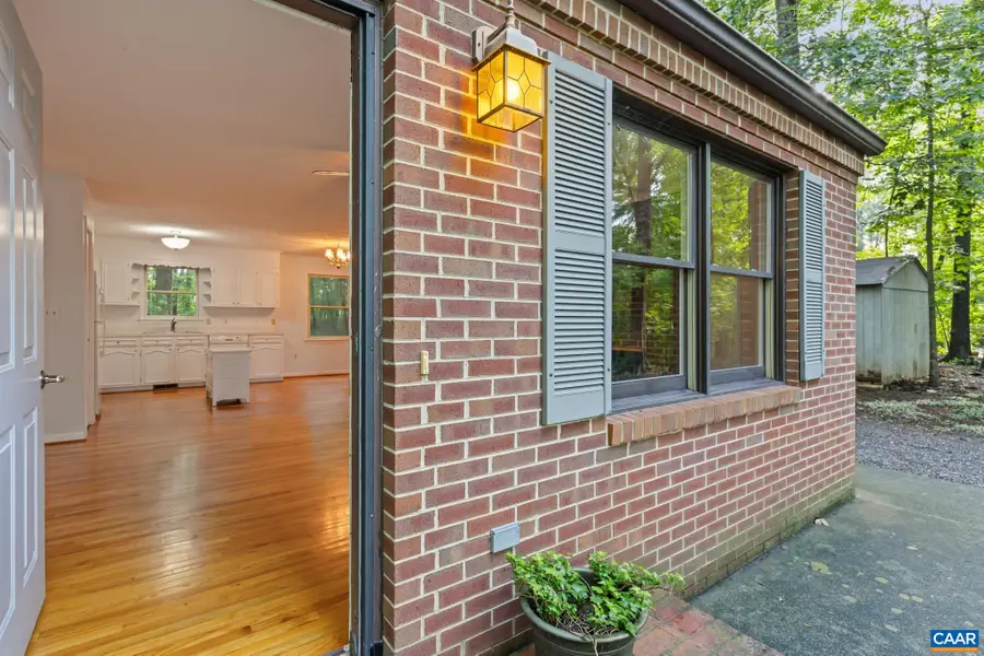 417 Blackberry Ln, Ruckersville, VA 22968 - #2