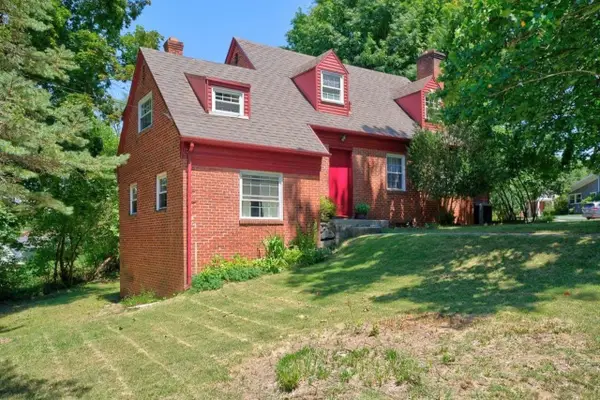 110 Crescent Dr, Harrisonburg, VA 22801