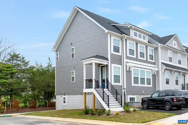 157 Leeham St, Crozet, VA 22932