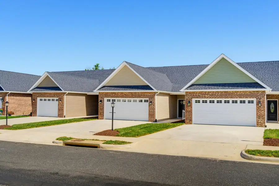 76 Fossil Dr, Stuarts Draft, VA 24477 - #2