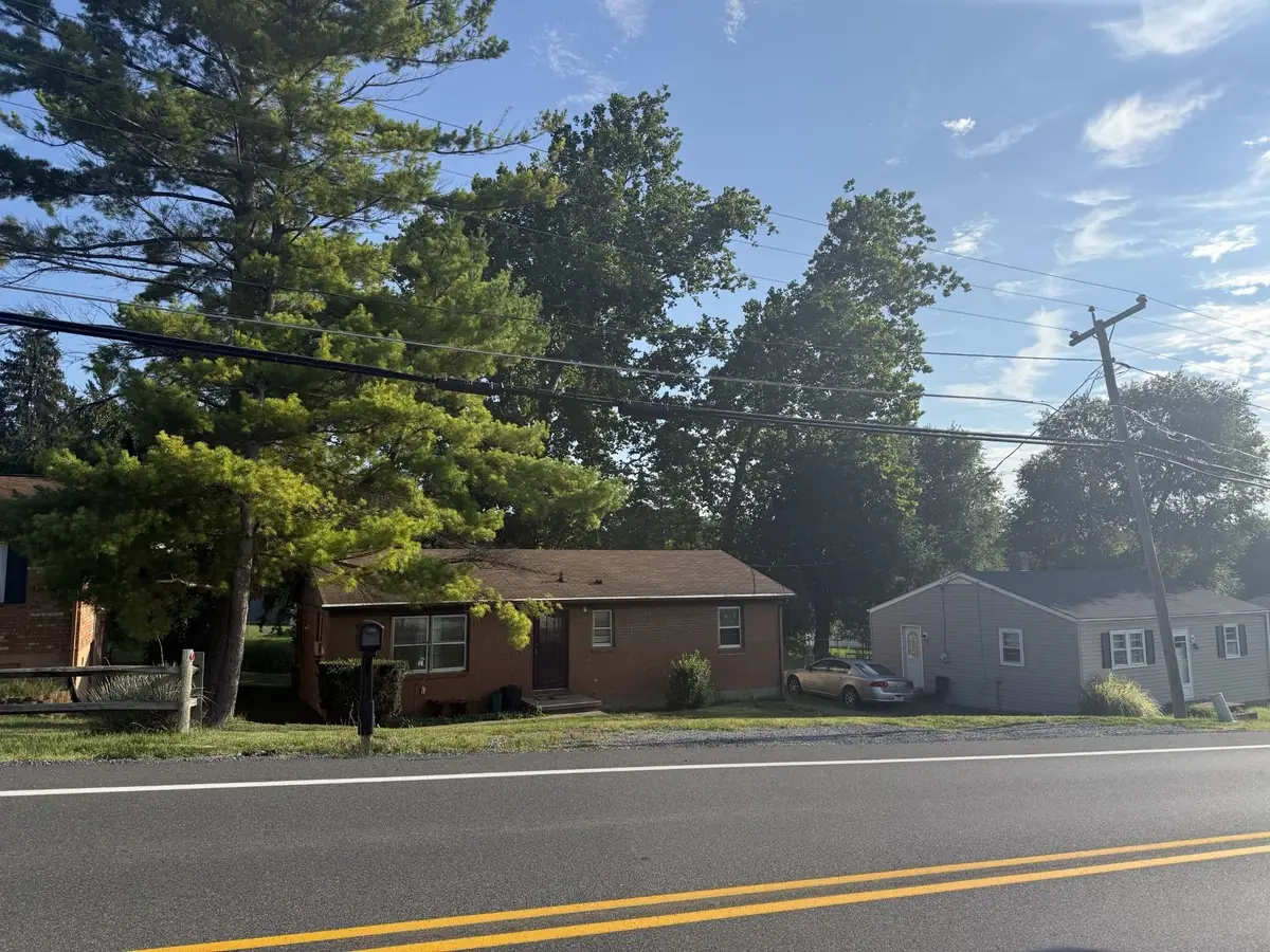 137 Quicks Mill Rd, Verona, VA 24482 - #1