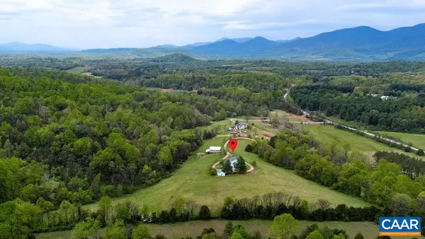 10808 Patrick Henry Hwy, Roseland, VA 22967