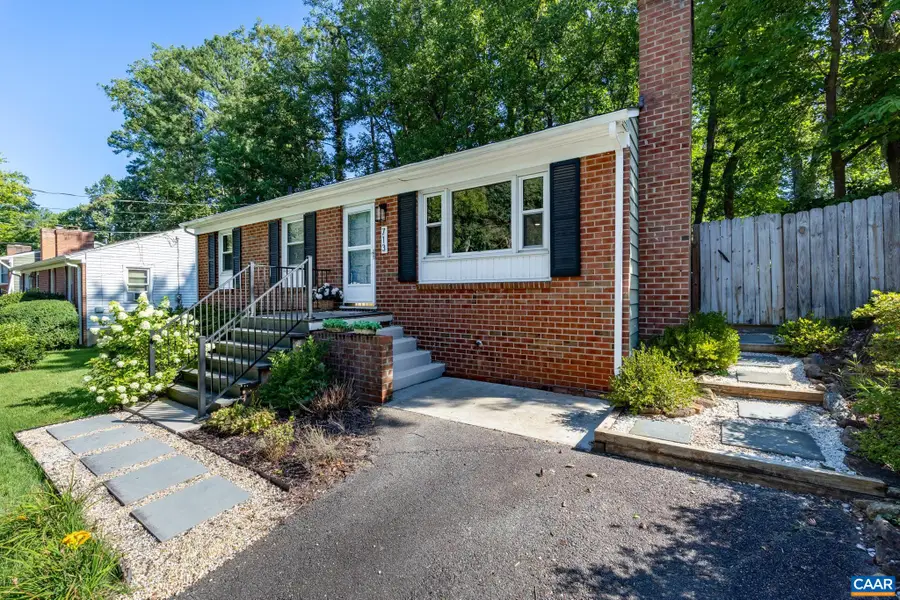 713 Rock Creek Dr, Charlottesville, VA 22903 - #2