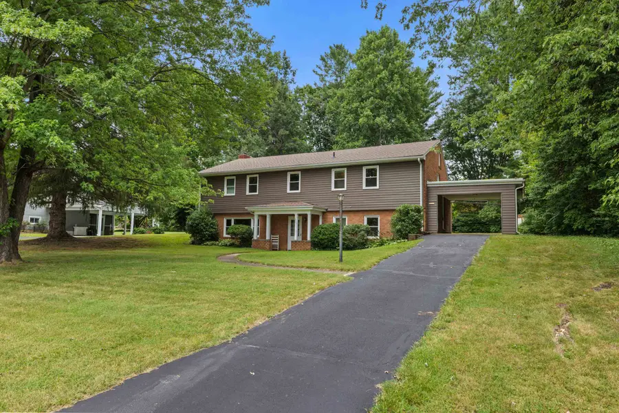 333 Shore Rd, Waynesboro, VA 22980 - #2