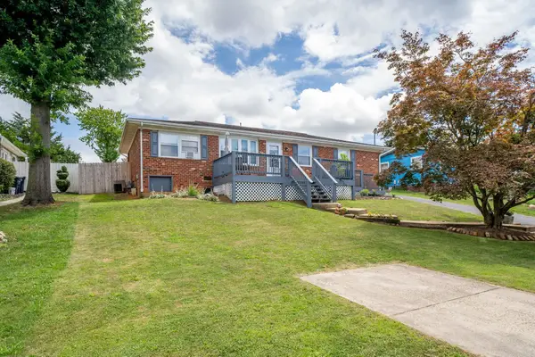360 Rockingham Dr, Harrisonburg, VA 22802