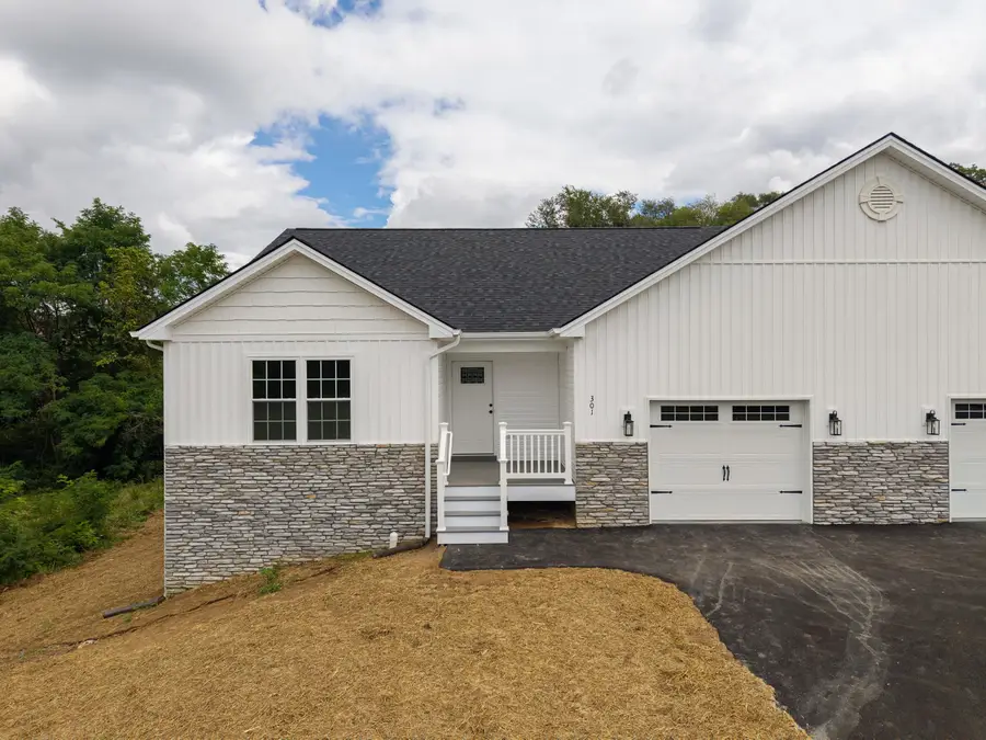 301 Willow Oaks Dr, Elkton, VA 22827 - #3