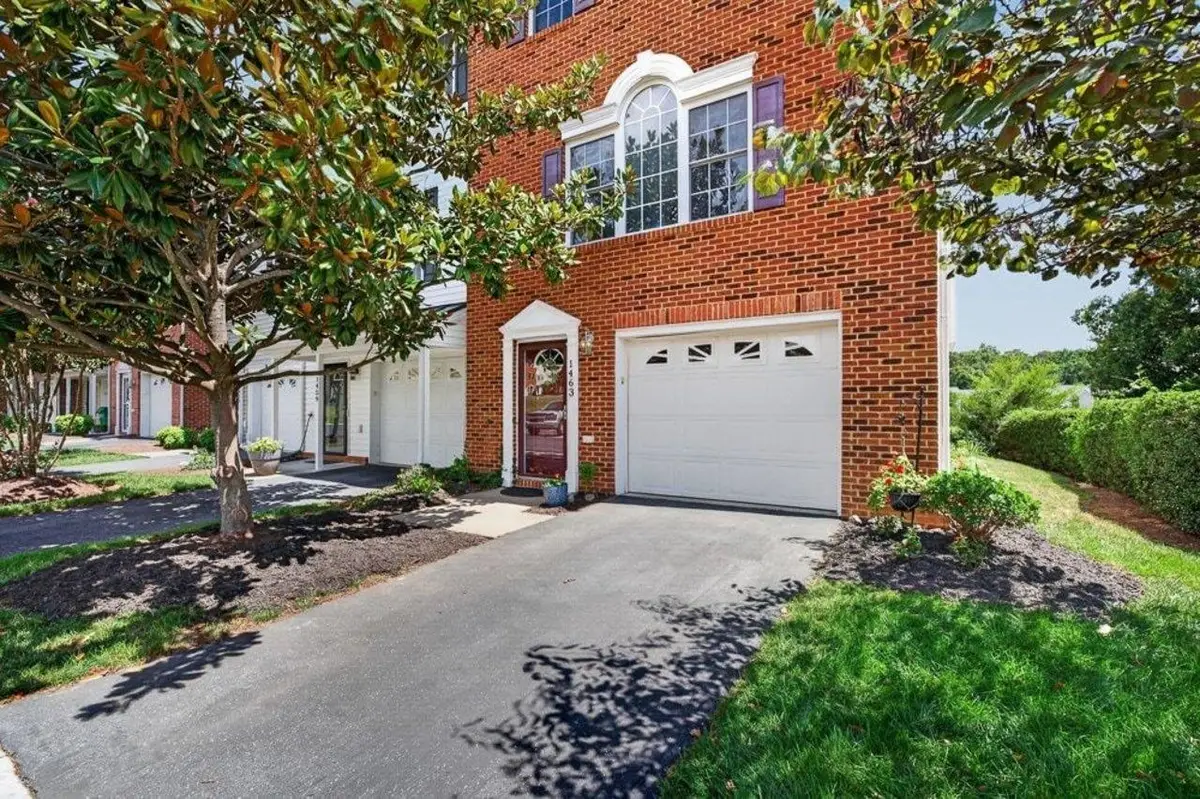 1463 Flowing Spring Ln, Massanetta Springs, VA 22801 - #1