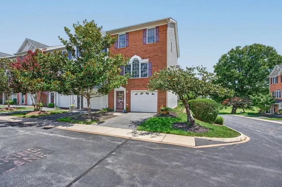 1463 Flowing Spring Ln, Massanetta Springs, VA 22801 - #2
