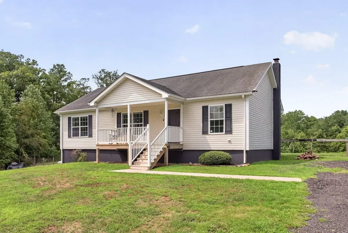 7066 Fortune Ln, Keene, VA 22946 - #1
