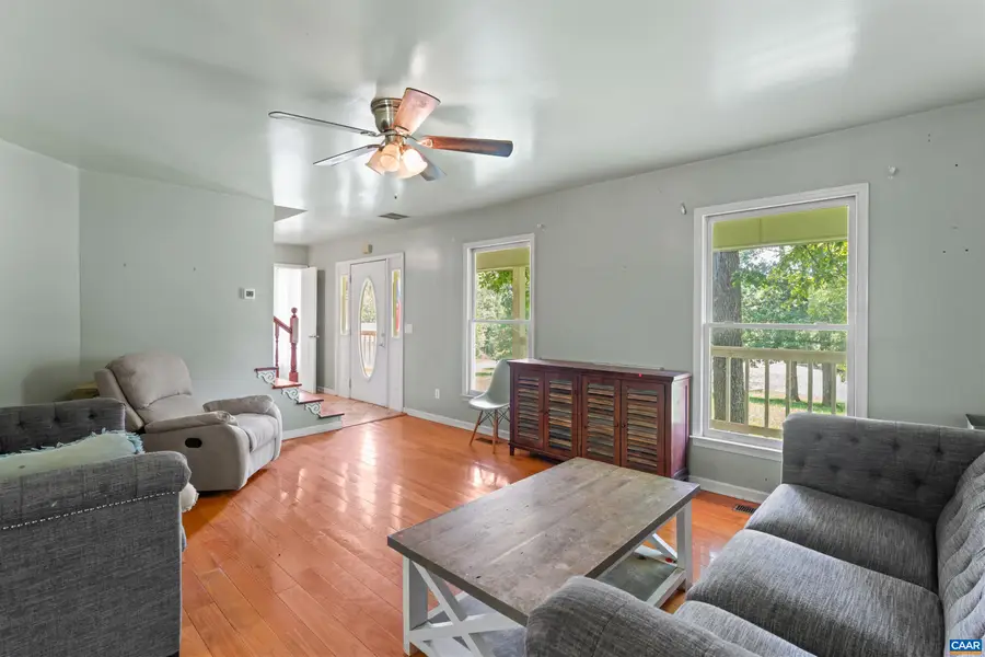 3172 Rock Island Rd, Scottsville, VA 24590 - #2