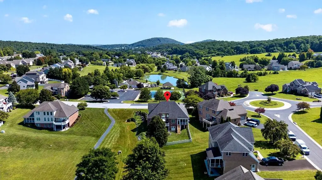 61 Meadow Glen Dr, Staunton, VA 24401 - #1
