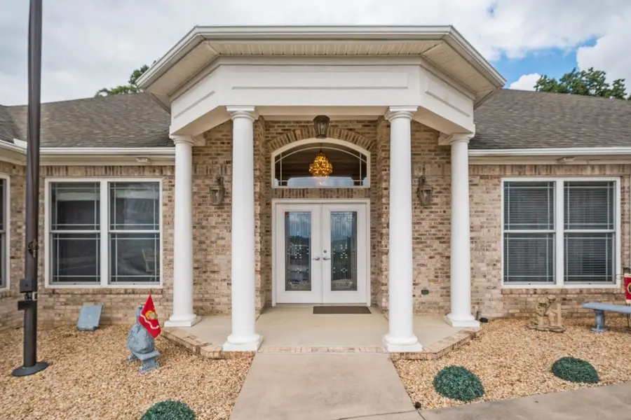 750 Frederick Rd, Massanetta Springs, VA 22801 - #3