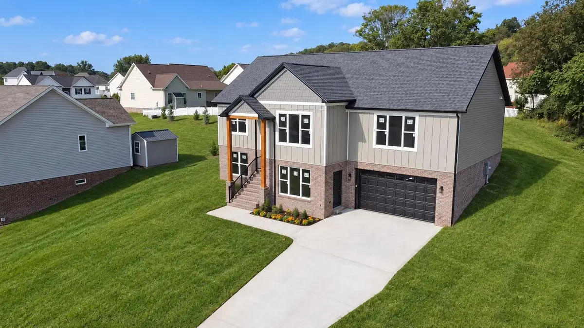 60 Jessica Dr, Penn Laird, VA 22846 - #1